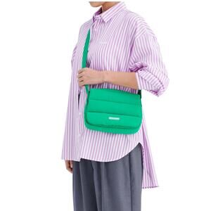 Beyond the Vines Poofy Bag in Green